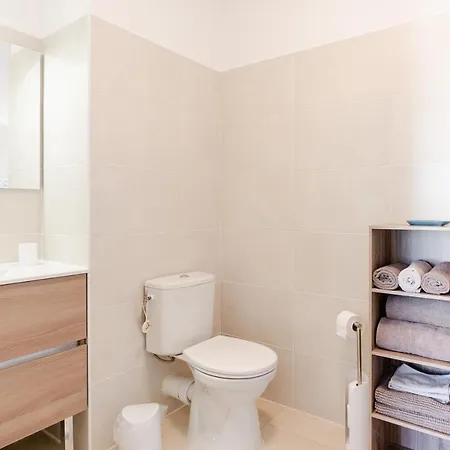 Neuf 4 Etoiles - Sunset Lodge, *