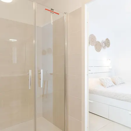 Neuf 4 Etoiles - Sunset Lodge,