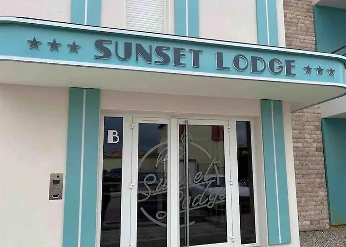 Neuf 4 étoiles - Sunset Lodge, Narbonne