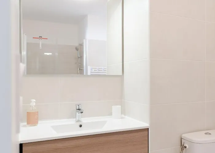 Neuf 4 Etoiles - Sunset Lodge, * Narbonne