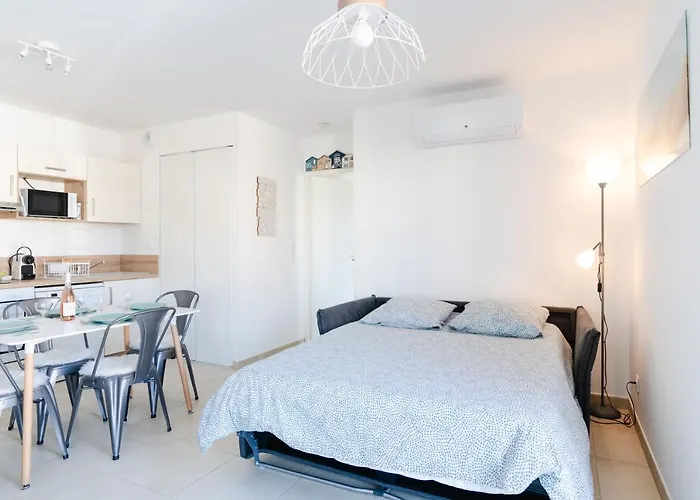 Neuf 4 Etoiles - Sunset Lodge, *